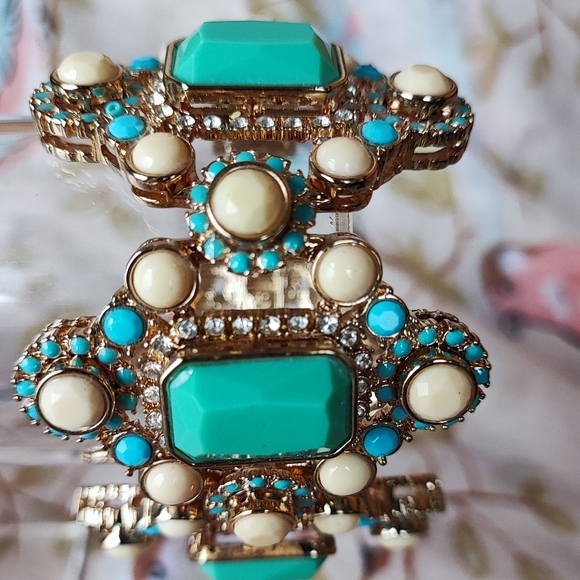 Banana Republic BR Gold Tone Huge Statement Bracelet Faux Turquoise and Cream - Picture 3 of 10